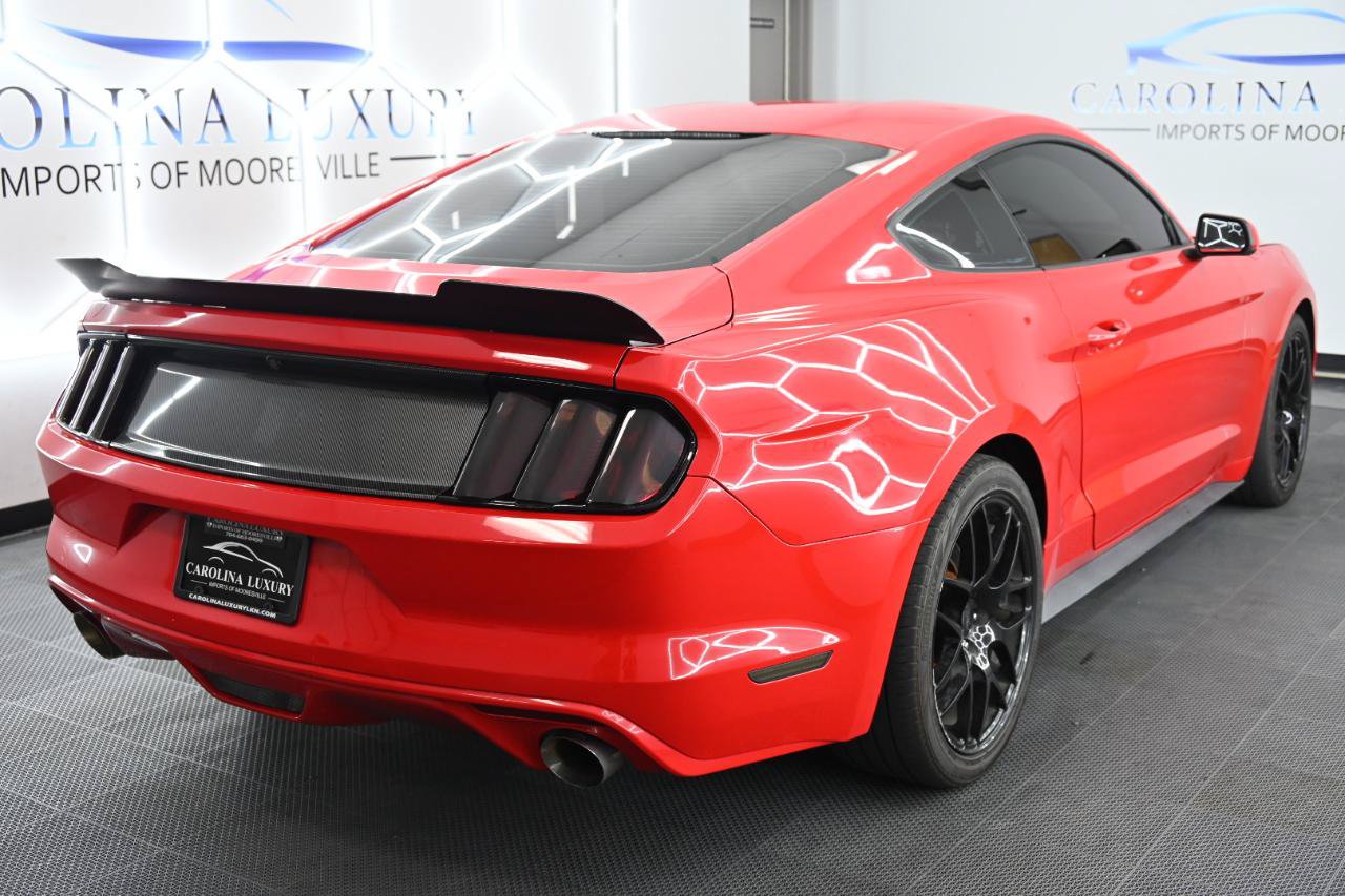 Used 2016 Ford Mustang GT RWD image 4
