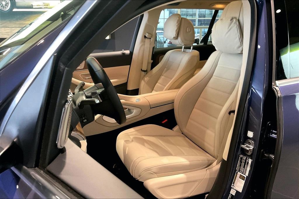 New 2026 Mercedes-Benz GLS 450 4MATIC image 8