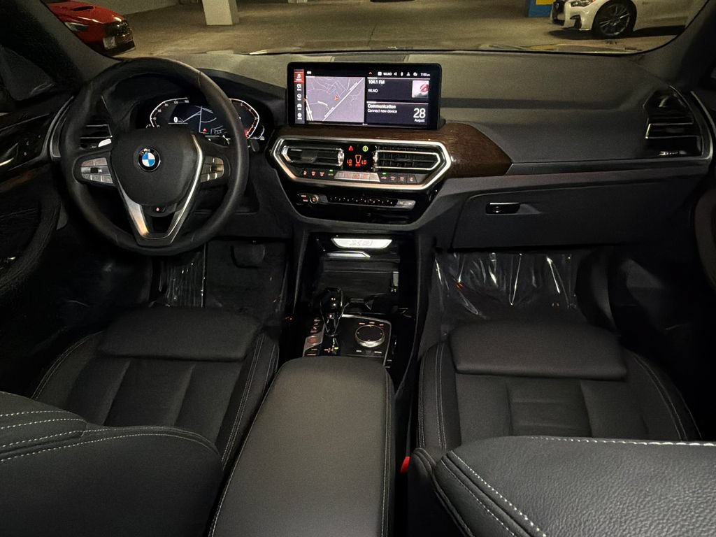 Used 2024 BMW X3 xDrive30i w/ Premium Package w/ZPA AWD/4WD image 17