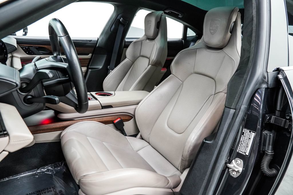 Used 2020 Porsche Taycan 4S image 15