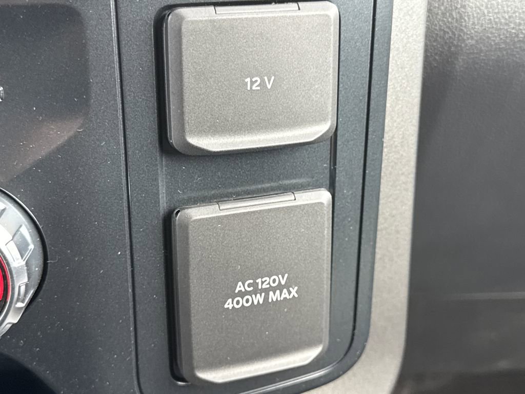 Certified 2025 Ford F150 Lariat w/ Equipment Group 501A Mid image 38