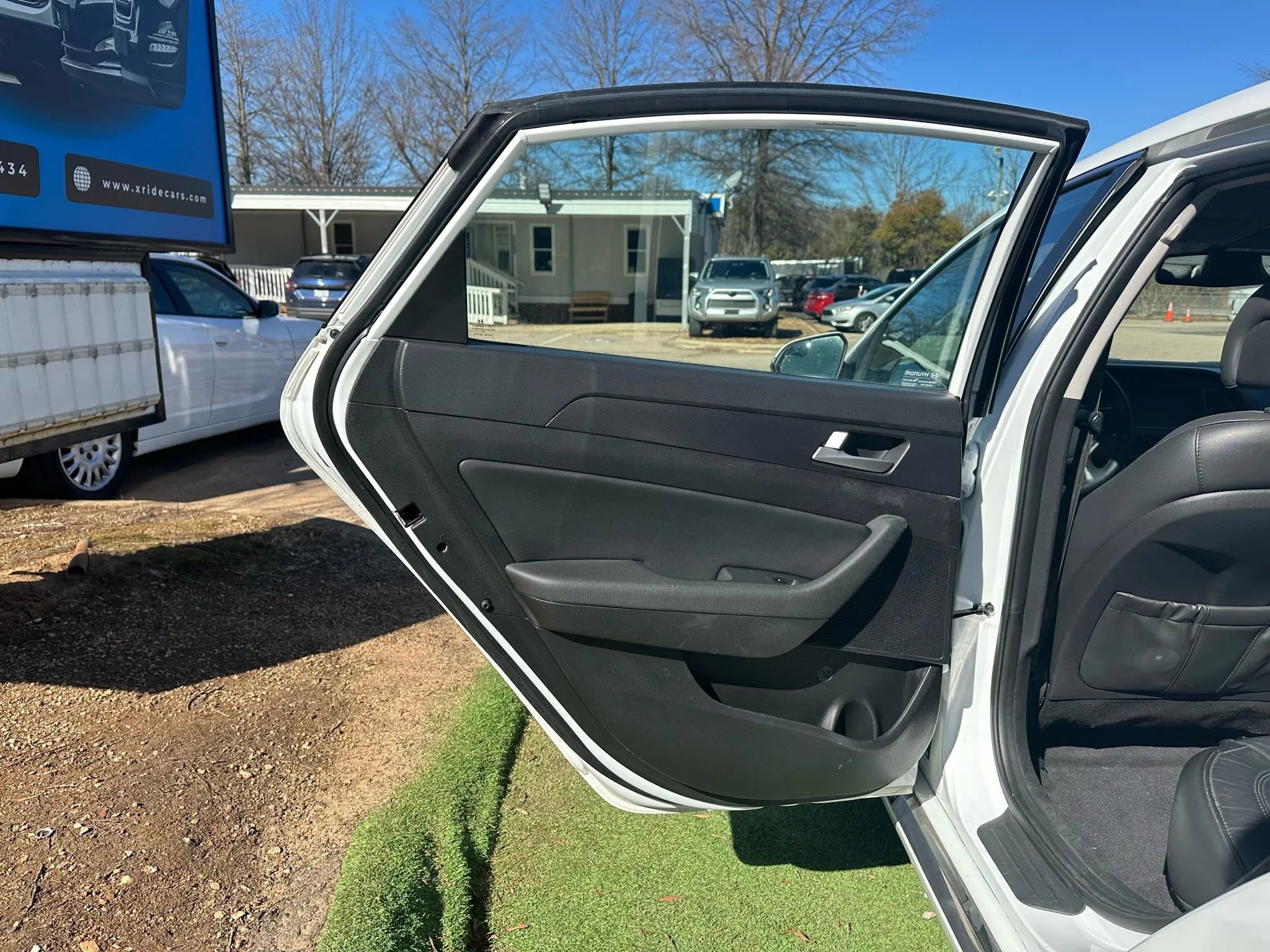 Used 2017 Hyundai Sonata Sport w/ Value Edition Package 02 image 15