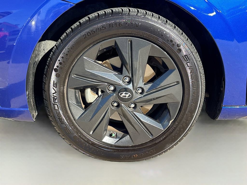 Used 2023 Hyundai Elantra SEL w/ Cargo Package image 28