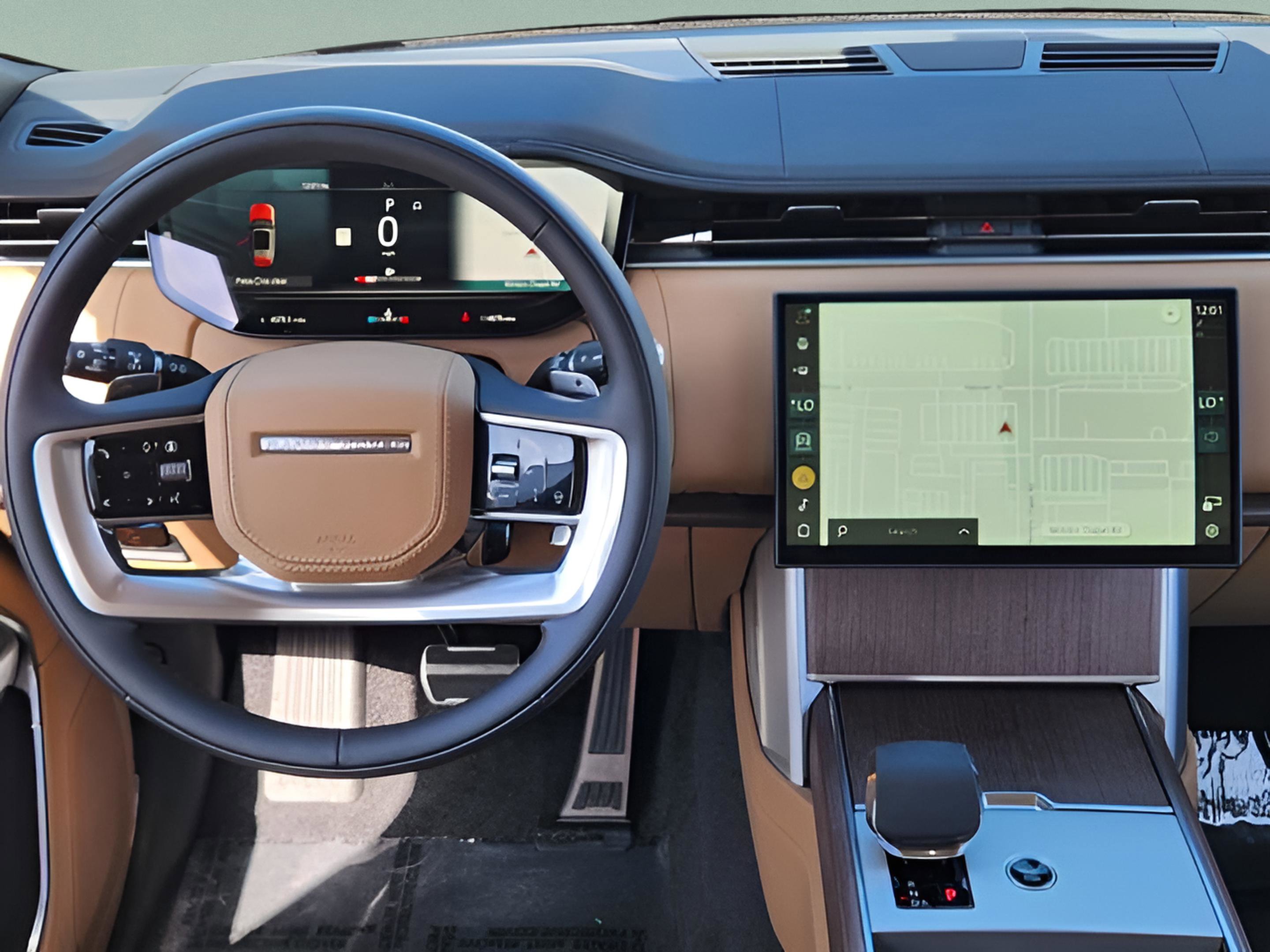 Certified 2025 Land Rover Range Rover SE image 24