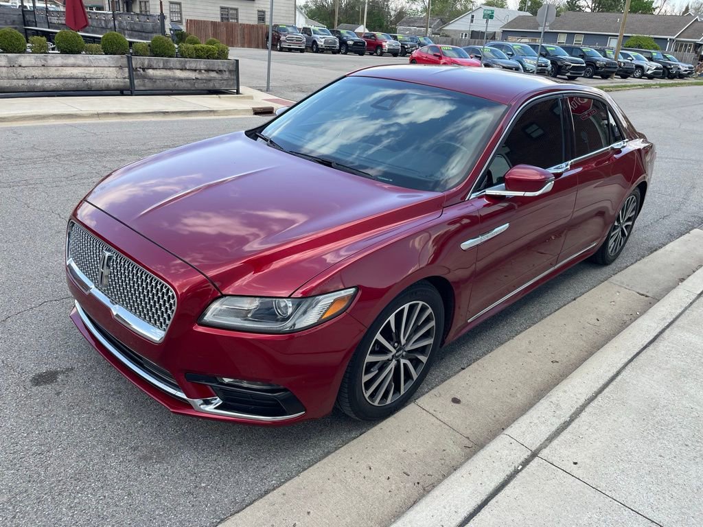 Used 2017 Lincoln Continental Select w/ Climate Package AWD/4WD image 7