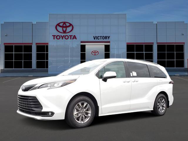 New 2026 Toyota Sienna XLE
