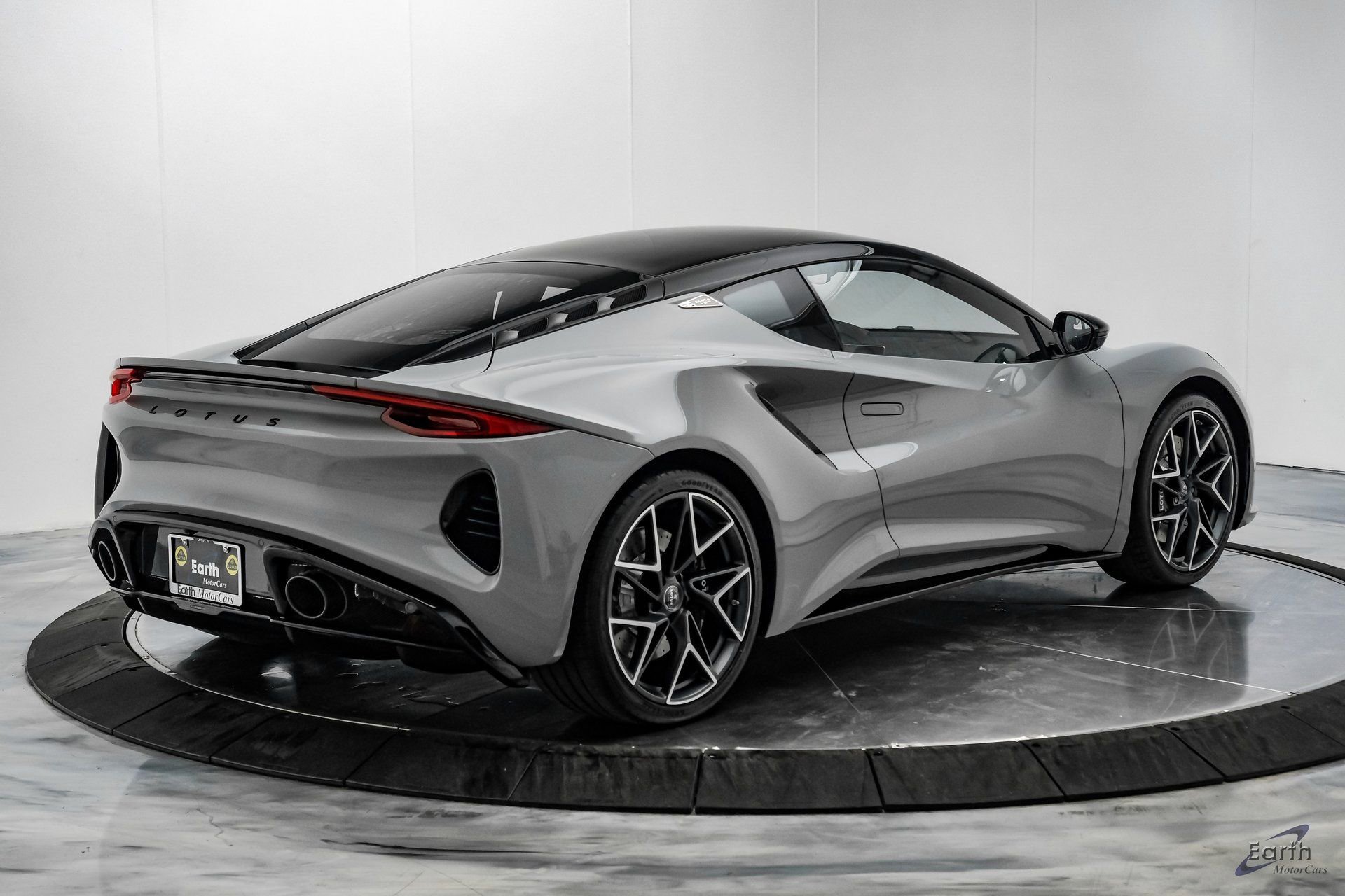 New 2026 Lotus Emira V6 SE Touring RWD image 17