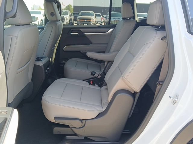 New 2027 GMC Acadia Elevation w/ Elevation Premium Package AWD/4WD image 20