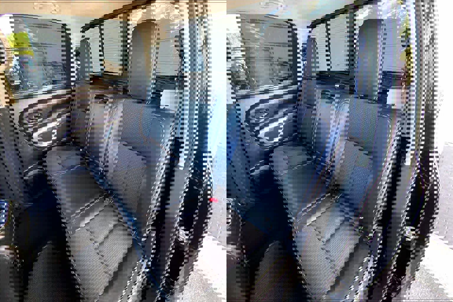 Used 2016 Nissan Titan PRO-4X image 21