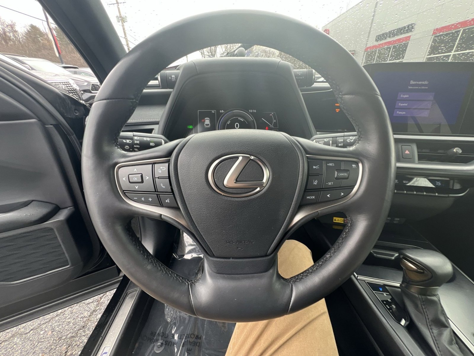 Used 2023 Lexus UX 250h FWD w/ Accessory Package (Z1) image 16