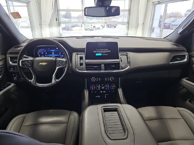 Used 2022 Chevrolet Tahoe LT w/ Luxury Package AWD/4WD image 12