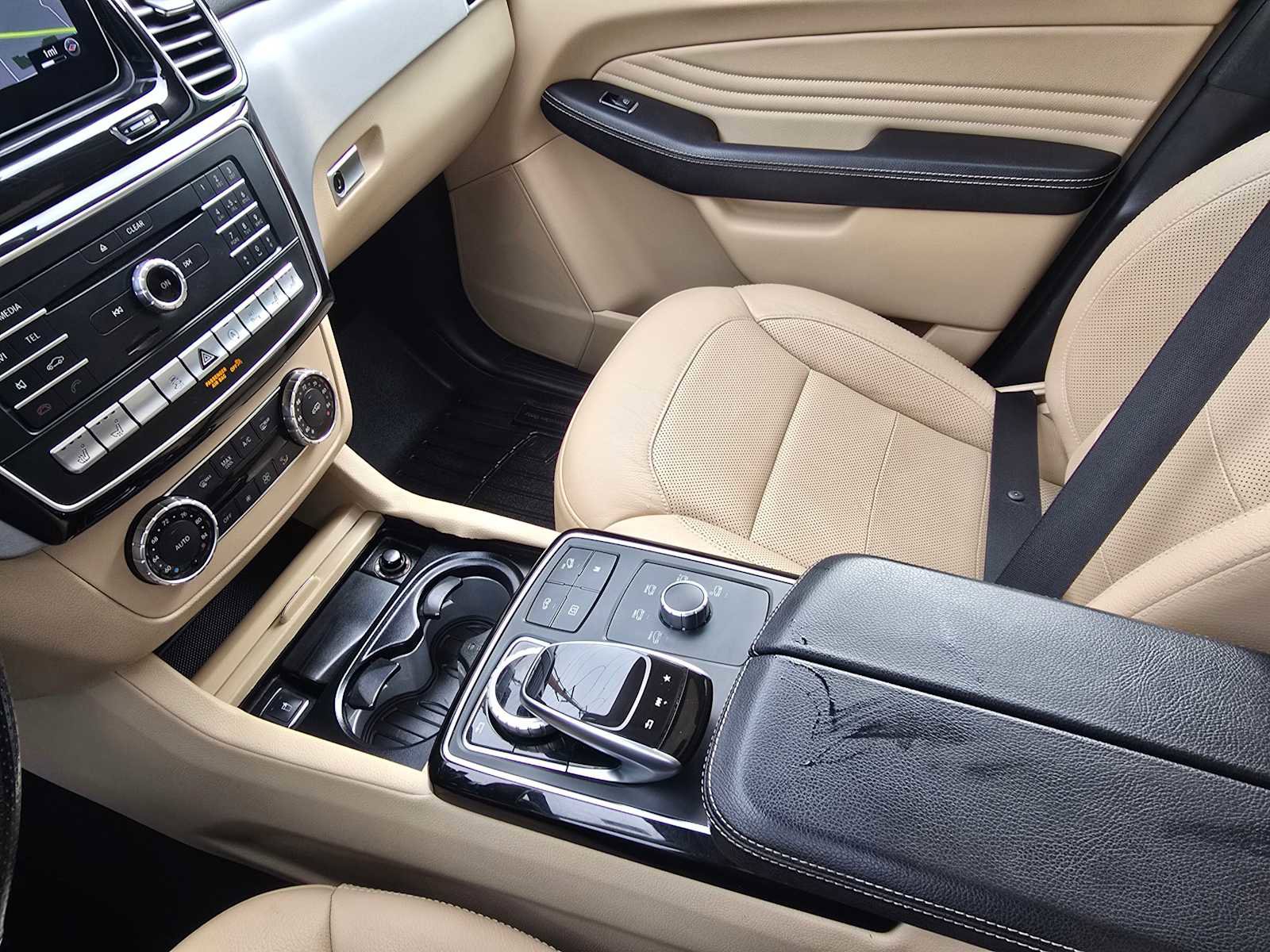 Certified 2019 Mercedes-Benz GLE 43 AMG 4MATIC Coupe image 40