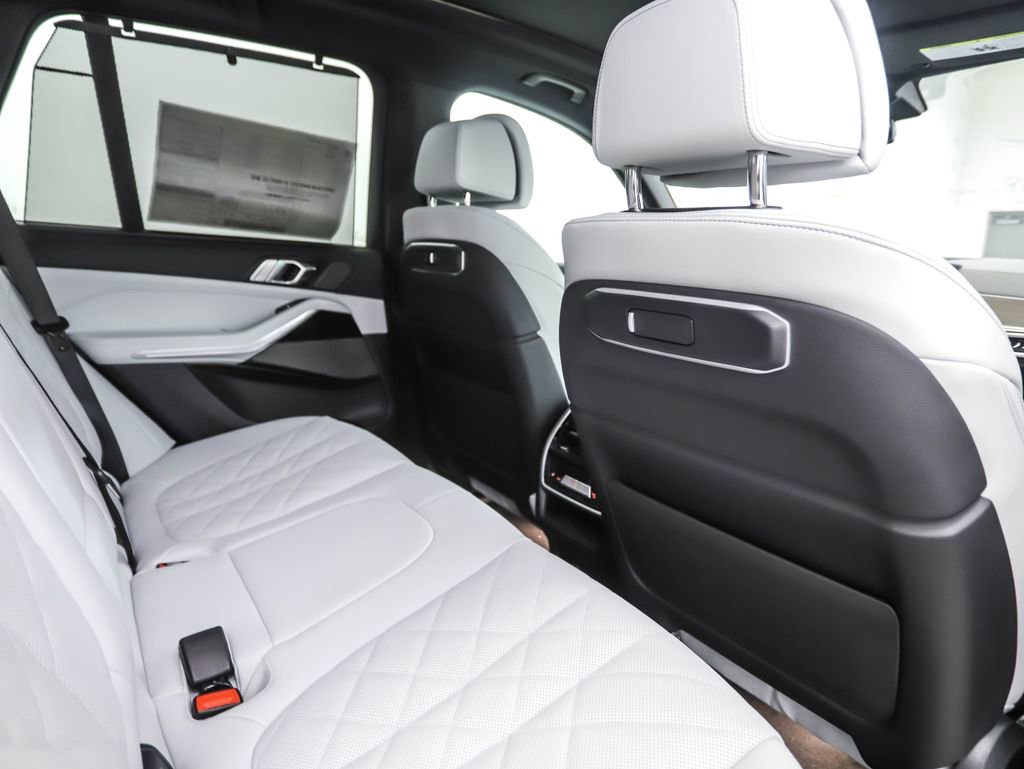 Used 2026 BMW X5 xDrive40i image 26