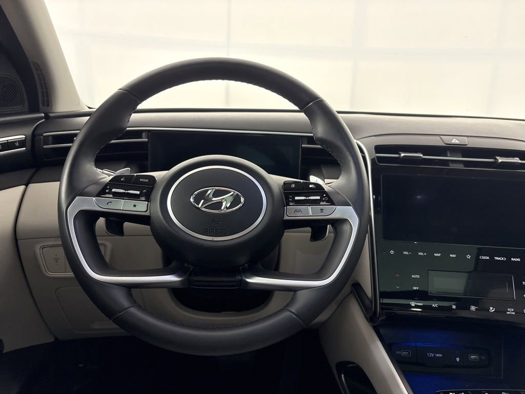 Used 2023 Hyundai Tucson Limited AWD/4WD image 23