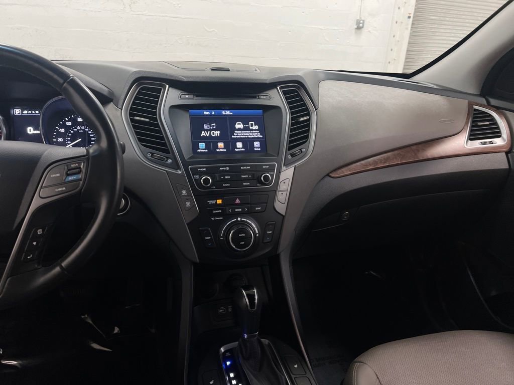 Used 2018 Hyundai Santa Fe Sport image 20