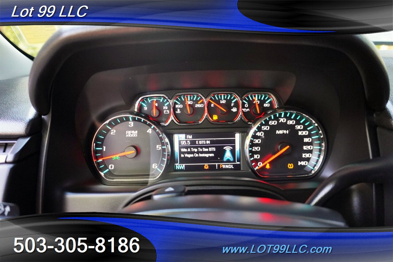 Used 2018 Chevrolet Suburban LT AWD/4WD image 21