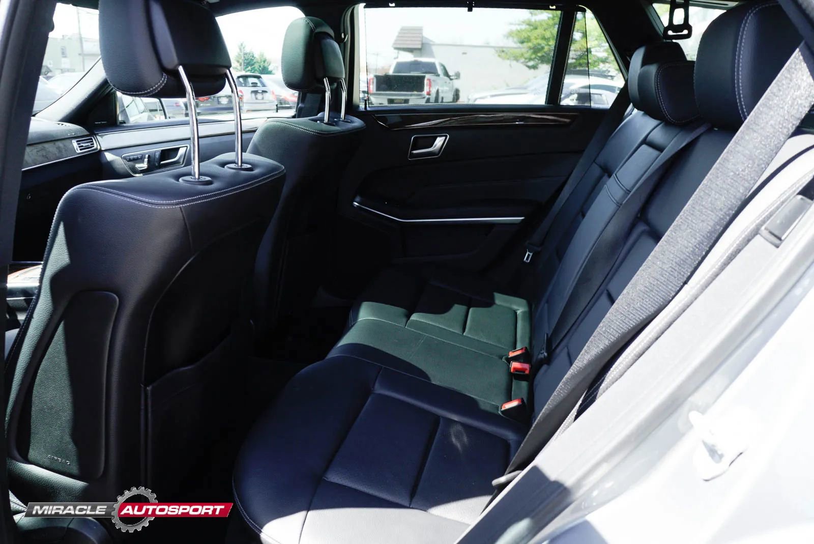 Used 2014 Mercedes-Benz E 350 4MATIC Wagon w/ Premium 1 Package image 23