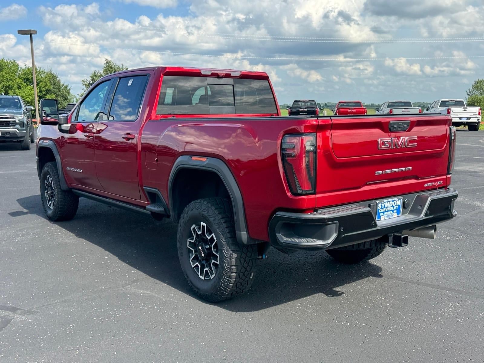 Used 2026 GMC Sierra 2500 AT4X AWD/4WD image 3
