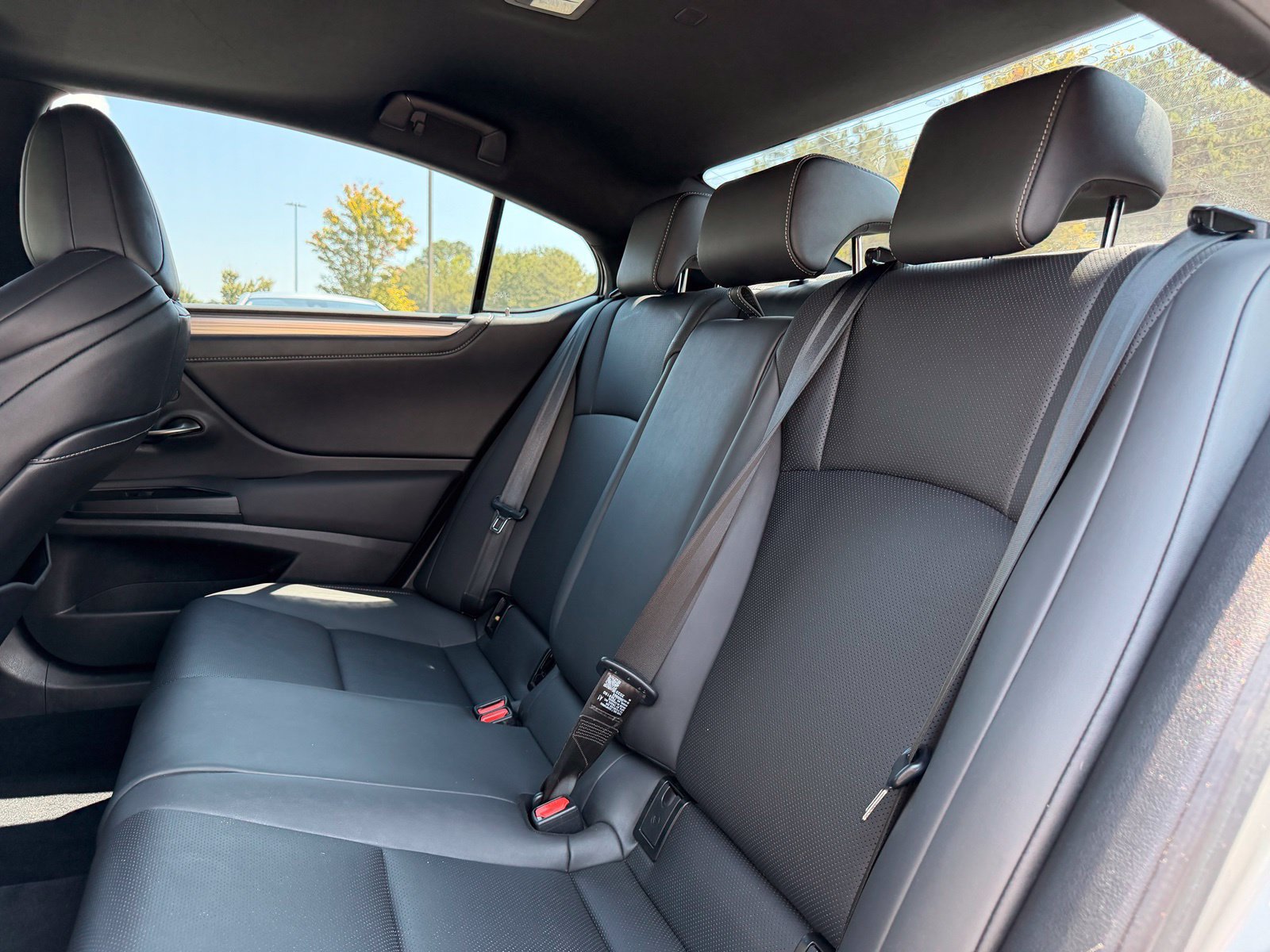 Used 2020 Lexus ES 350 F Sport w/ Accessory Package 2 FWD image 29