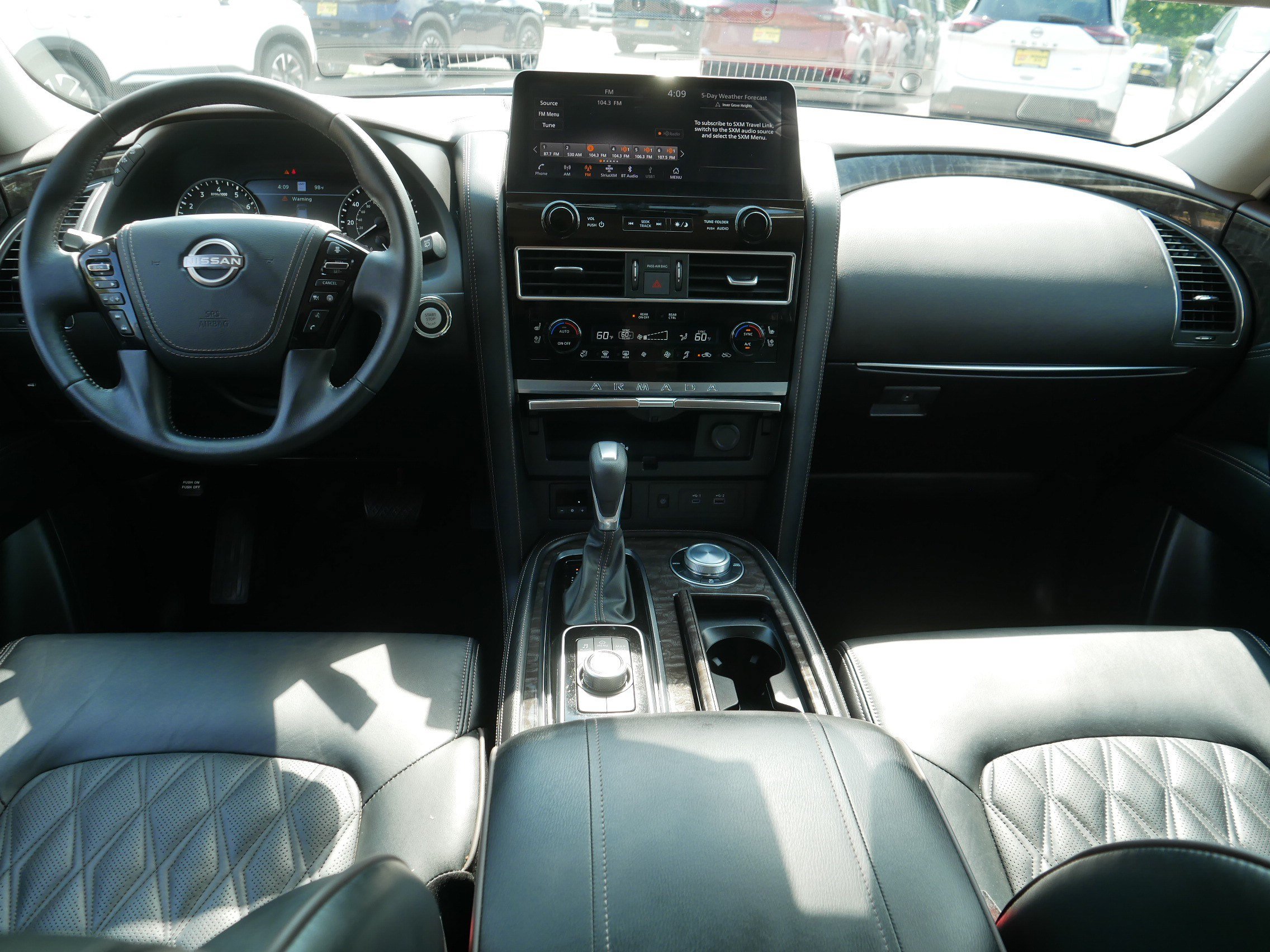 Certified 2024 Nissan Armada Platinum AWD/4WD image 10