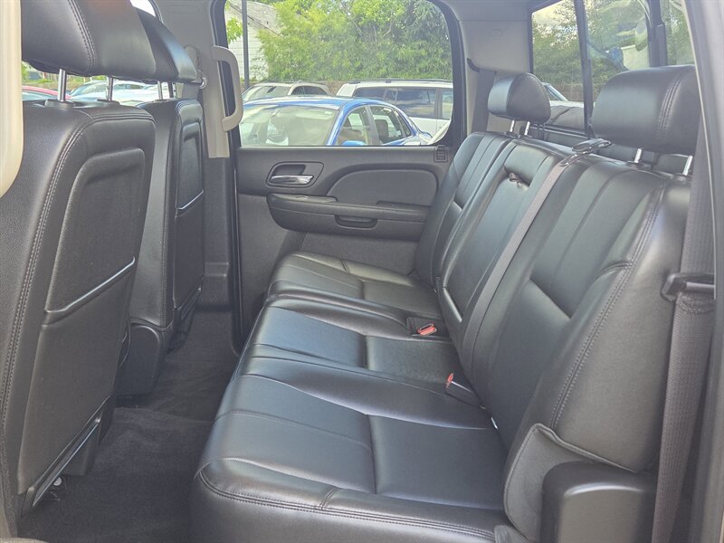 Used 2013 Chevrolet Silverado 1500 LTZ w/ LTZ Plus Package AWD/4WD image 16
