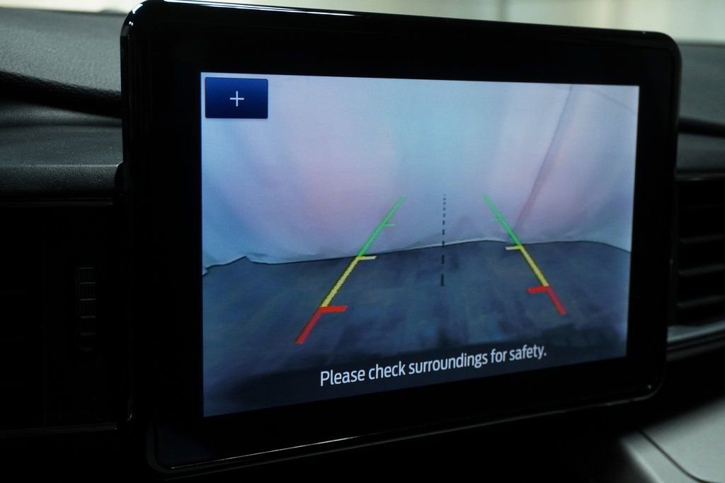 Used 2022 Ford Explorer XLT w/ Equipment Group 202A image 27