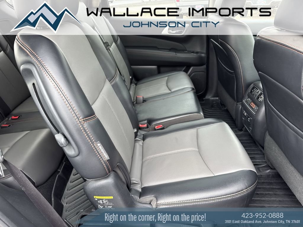 Used 2020 Nissan Pathfinder SL image 45