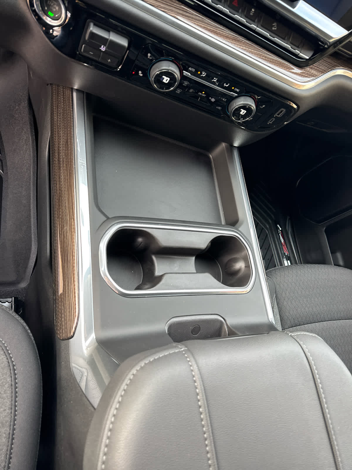 New 2026 Chevrolet Silverado 3500 LT w/ Trail Boss Package image 20