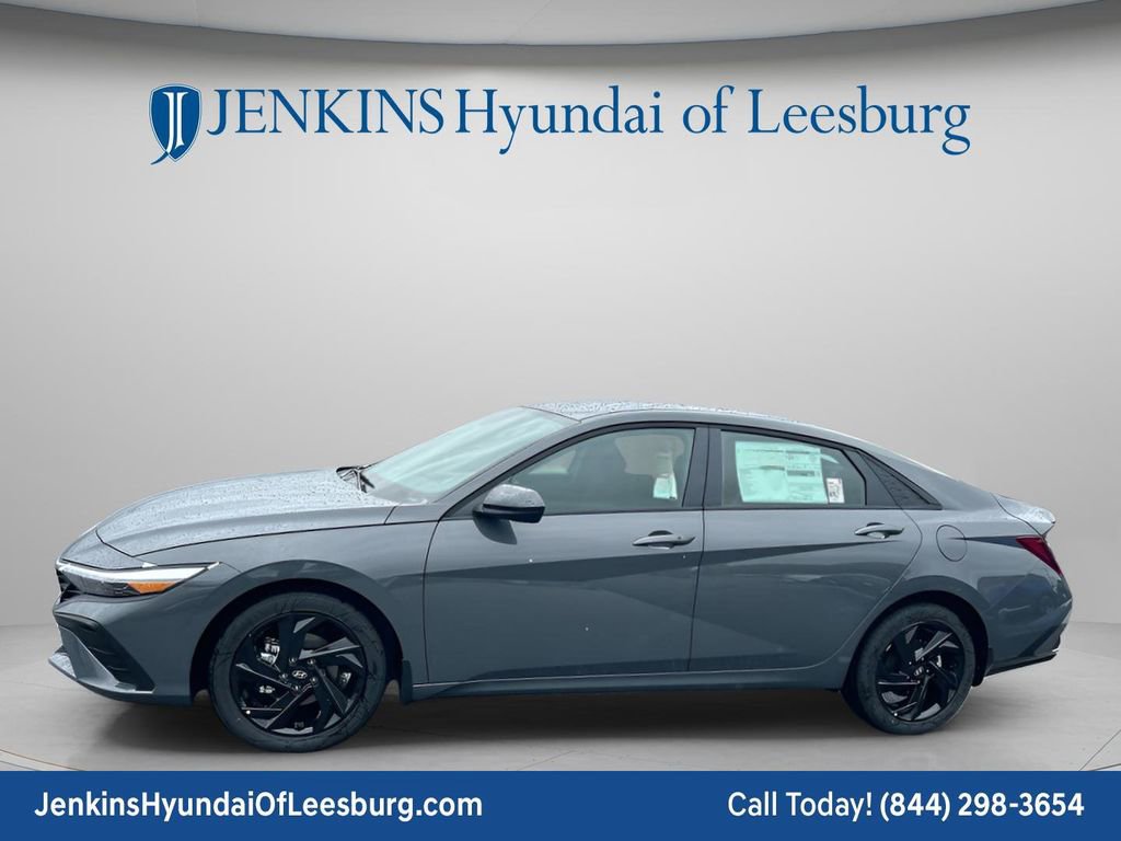 New 2026 Hyundai Elantra Sport FWD image 10