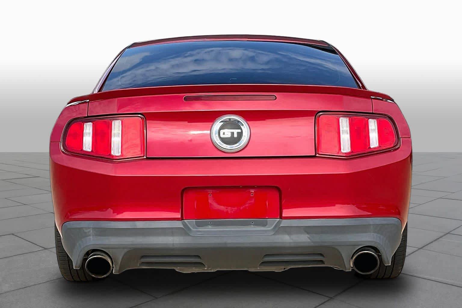 Used 2011 Ford Mustang GT Premium w/ Security Pkg RWD image 4