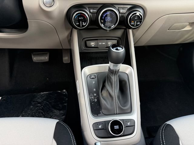 New 2026 Hyundai Venue SEL FWD image 24