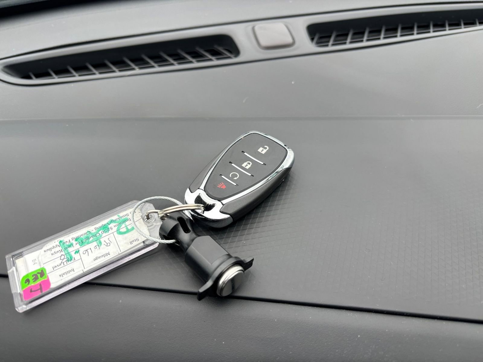 Used 2025 Chevrolet Trax LT image 21