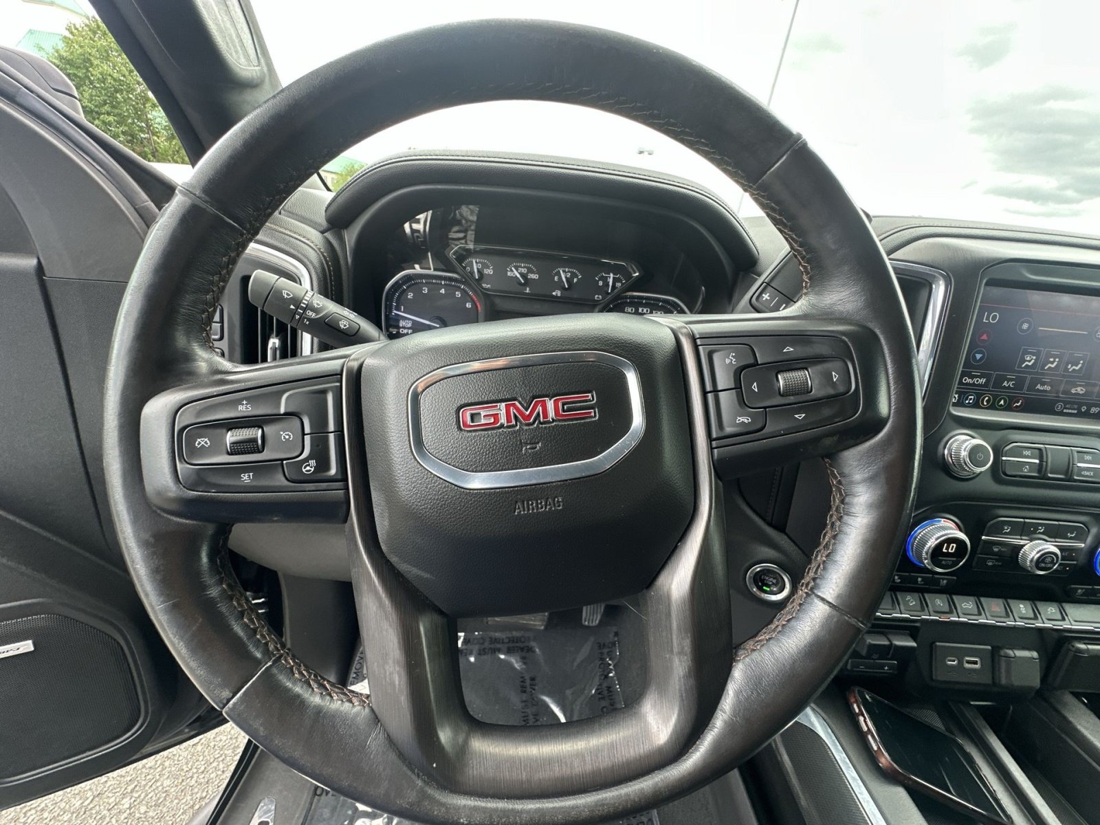 Used 2021 GMC Sierra 1500 AT4 w/ AT4 Preferred Package AWD/4WD image 24