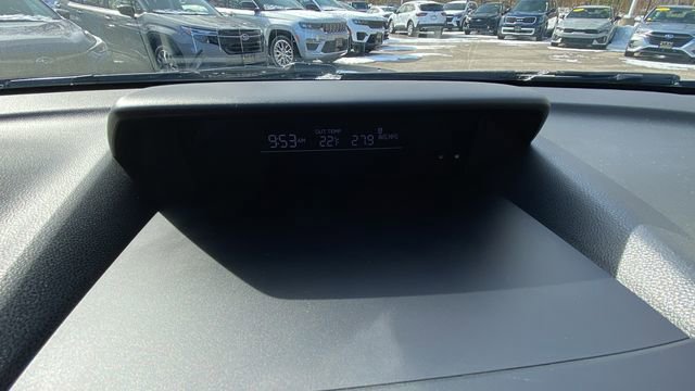 Certified 2021 Subaru Crosstrek 2.0i image 24