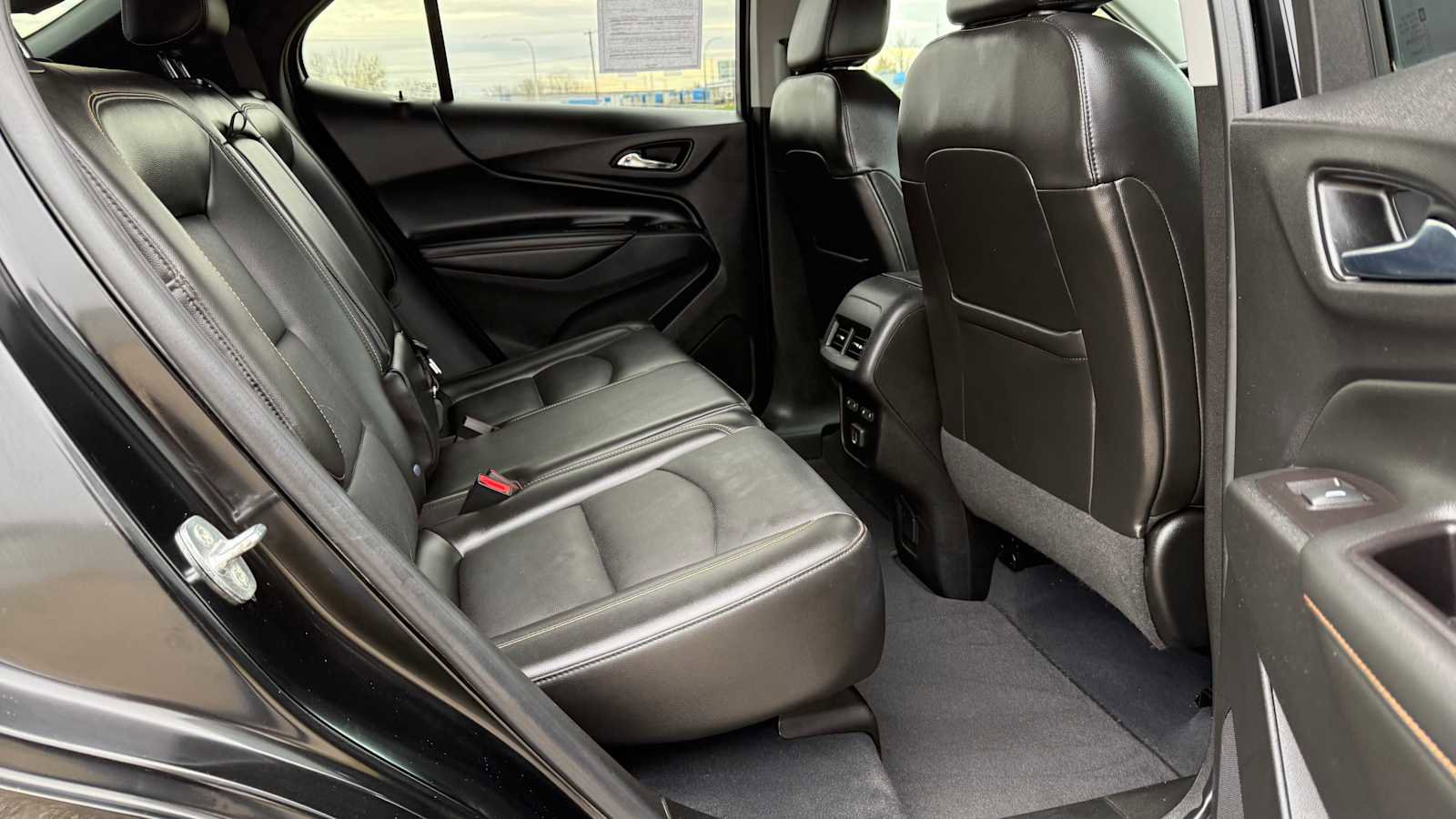 Used 2021 Chevrolet Equinox Premier AWD/4WD image 10