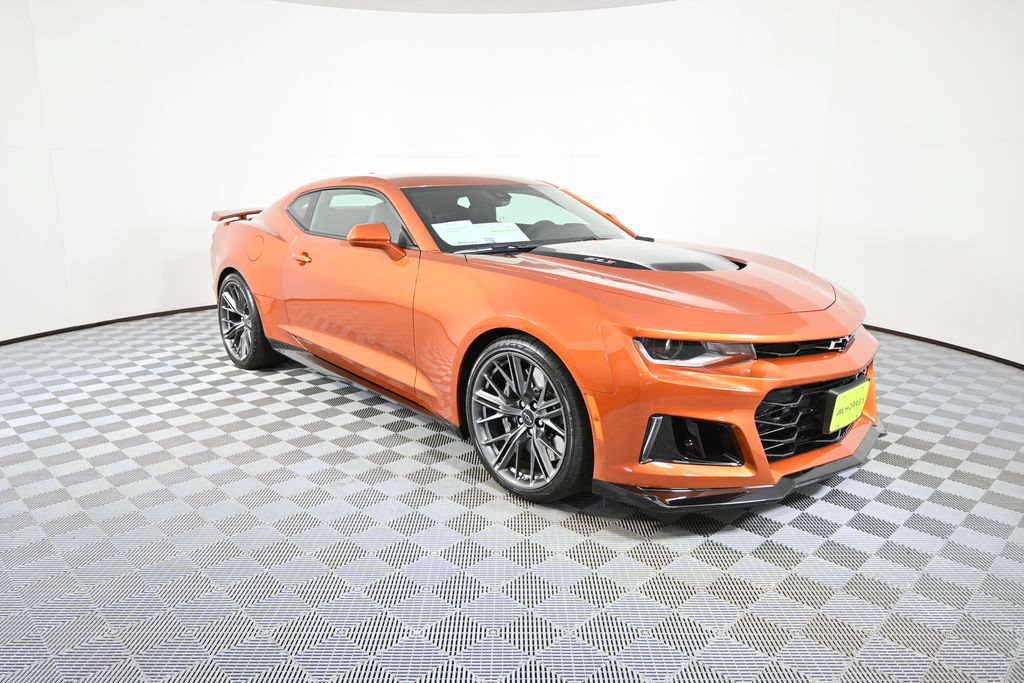 Used 2023 Chevrolet Camaro ZL1 RWD image 9