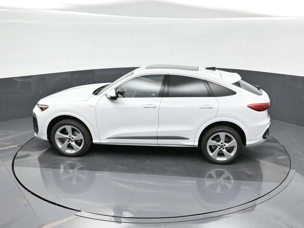 New 2025 Audi Q5 Premium Plus AWD/4WD image 24