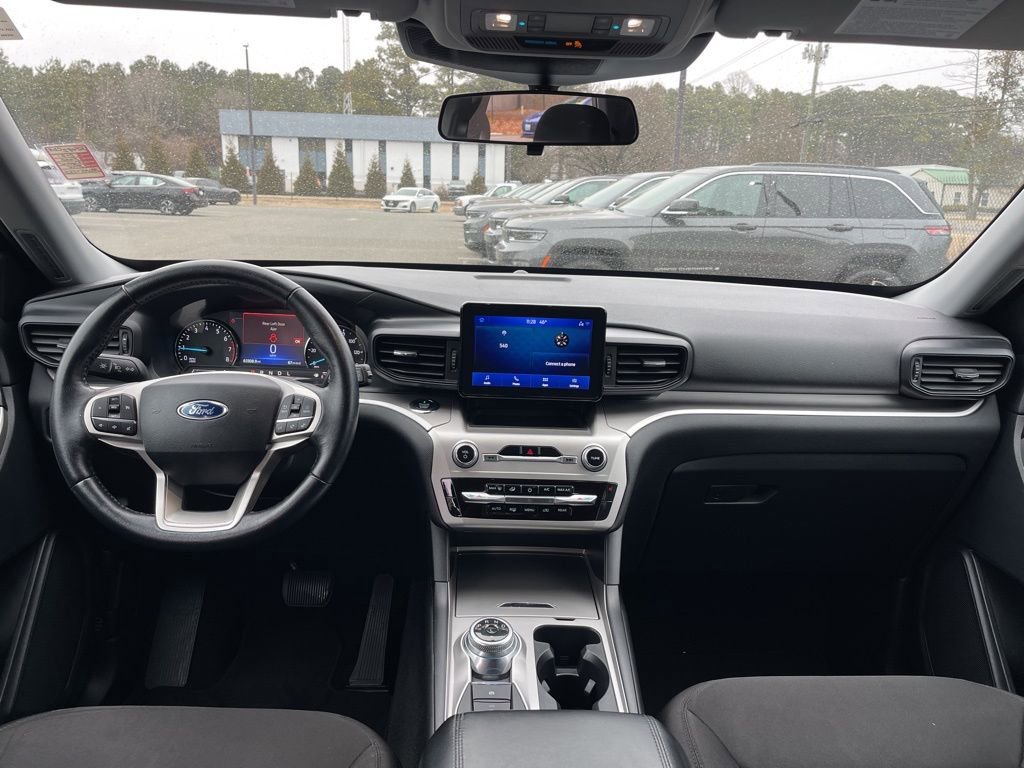 Certified 2021 Ford Explorer XLT image 8