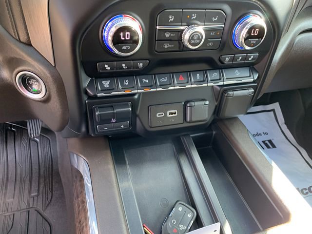 Used 2020 GMC Sierra 2500 Denali w/ Denali Ultimate Package image 29