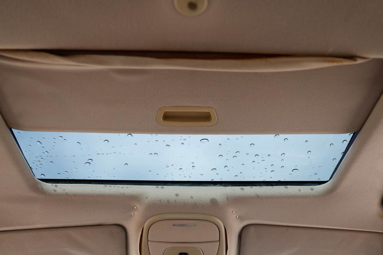 Used 2004 Jaguar XJ8 RWD image 23