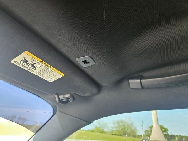 Used 2017 Dodge Challenger SXT image 20