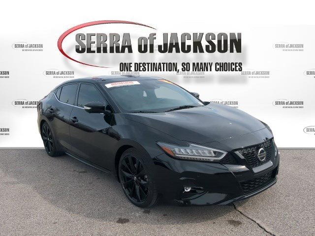 Used 2022 Nissan Maxima SR w/ Sport Mat Group image 2