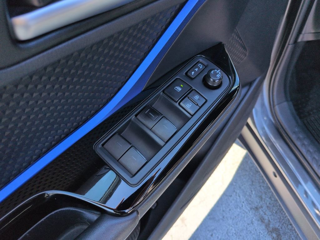 Certified 2022 Toyota C-HR XLE image 11