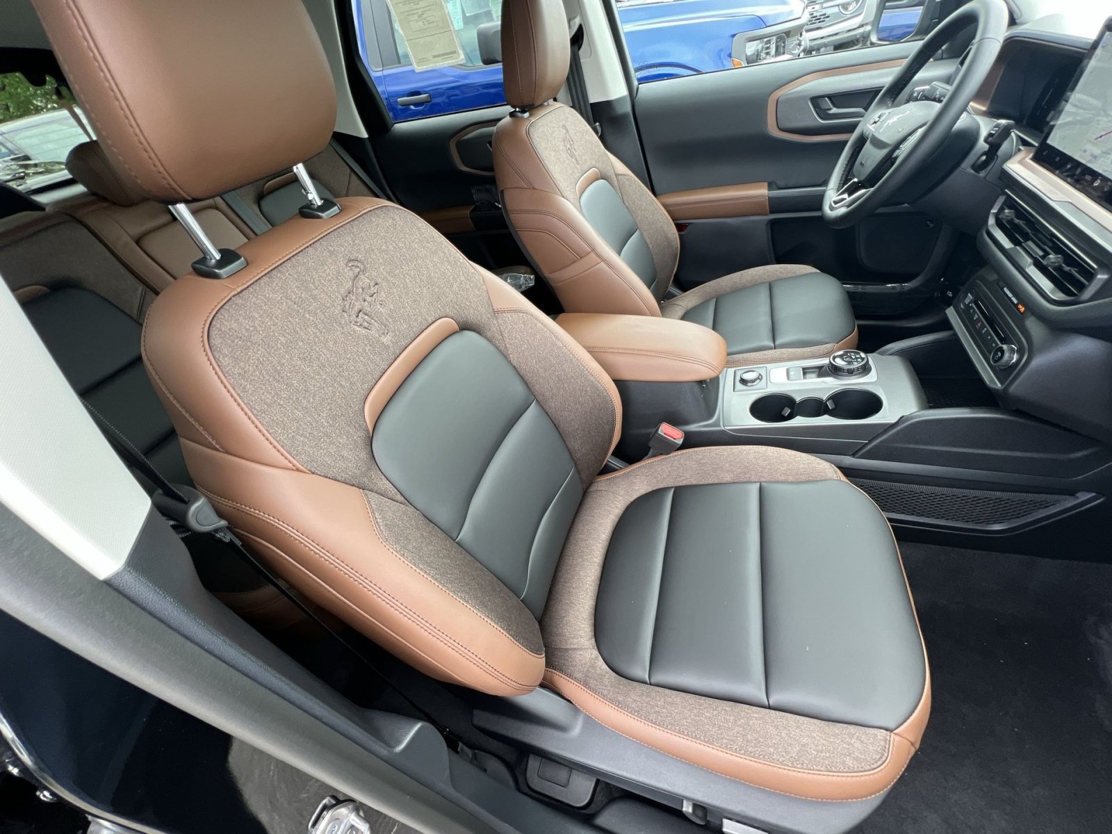 New 2026 Ford Bronco Sport Outer Banks w/ Outer Banks Tech Package+ AWD/4WD image 34