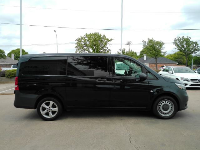 Used 2019 Mercedes-Benz Metris Passenger image 5