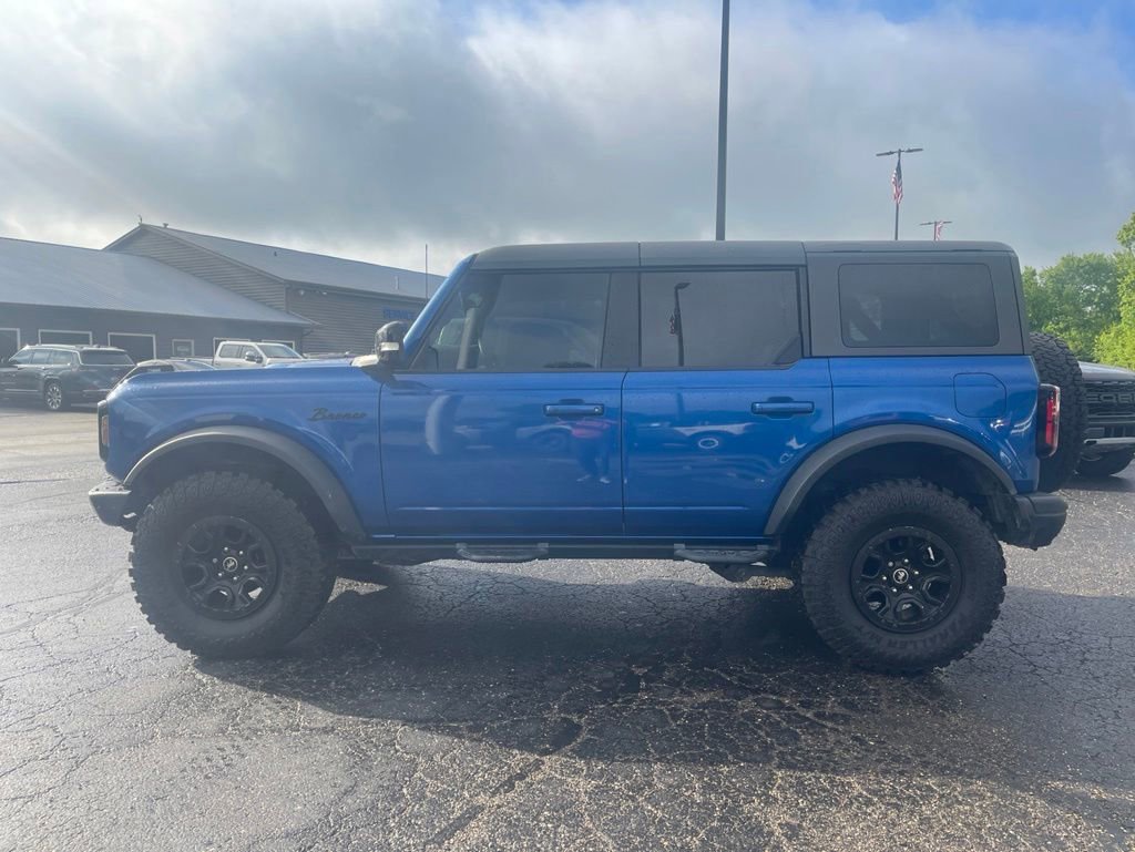 Used 2021 Ford Bronco First Edition AWD/4WD image 3