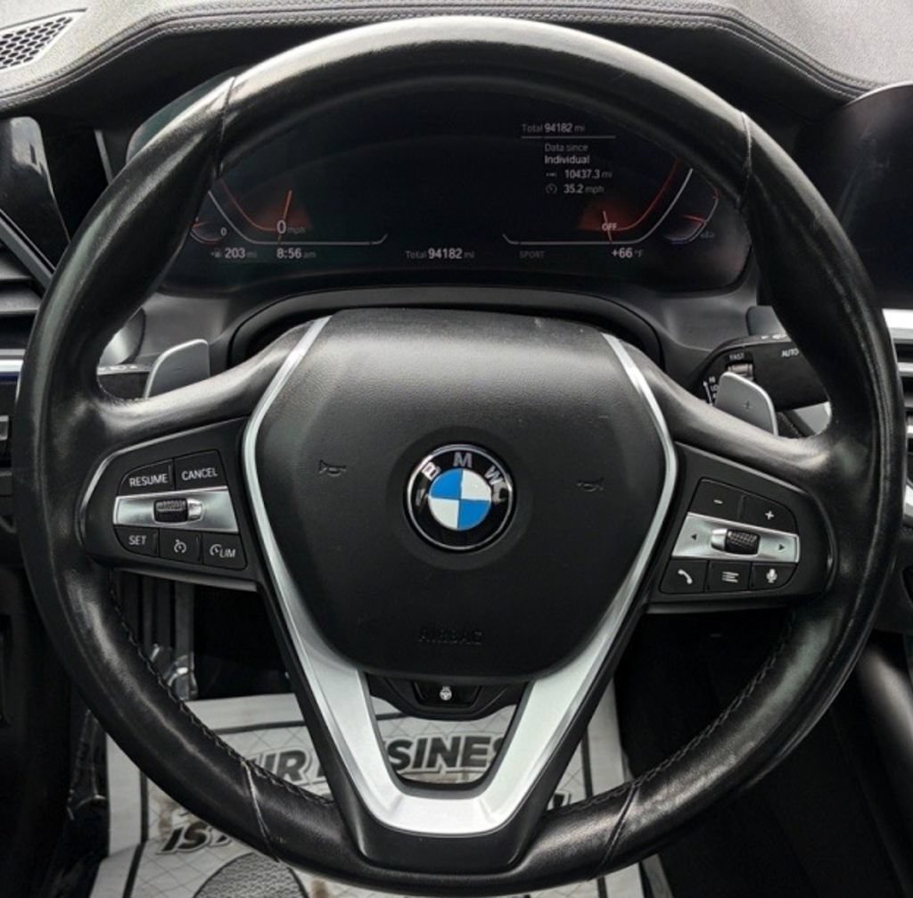 Used 2019 BMW 330i xDrive Sedan AWD/4WD image 17