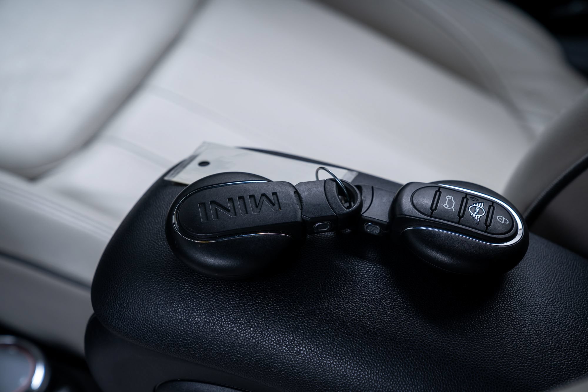 Used 2019 MINI Cooper S w/ Signature Upholstery Package FWD image 12