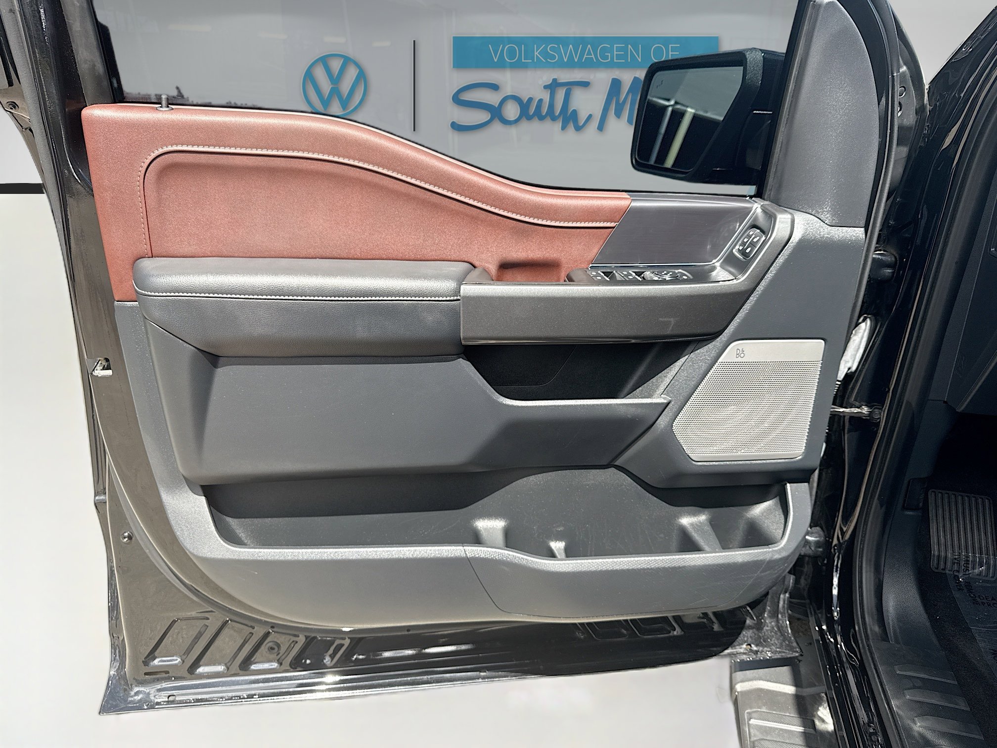 Used 2023 Ford F150 Lariat image 20