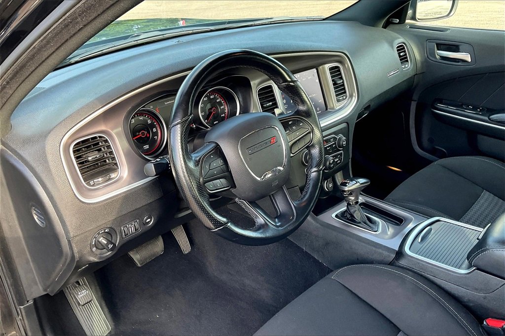 Certified 2022 Dodge Charger GT image 12